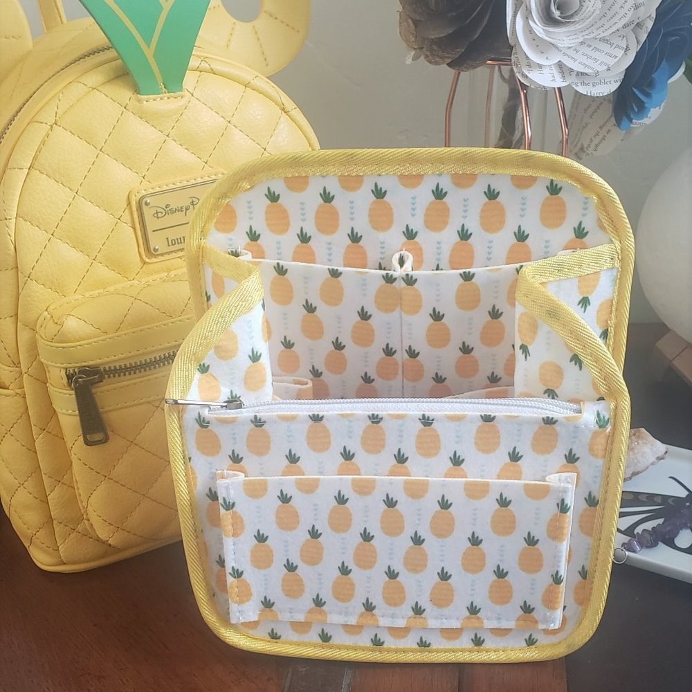 Loungefly Pineapple Backpack Organizer *Small Flaw